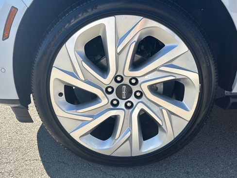 New 2025 Lincoln Navigator Reserve image 14