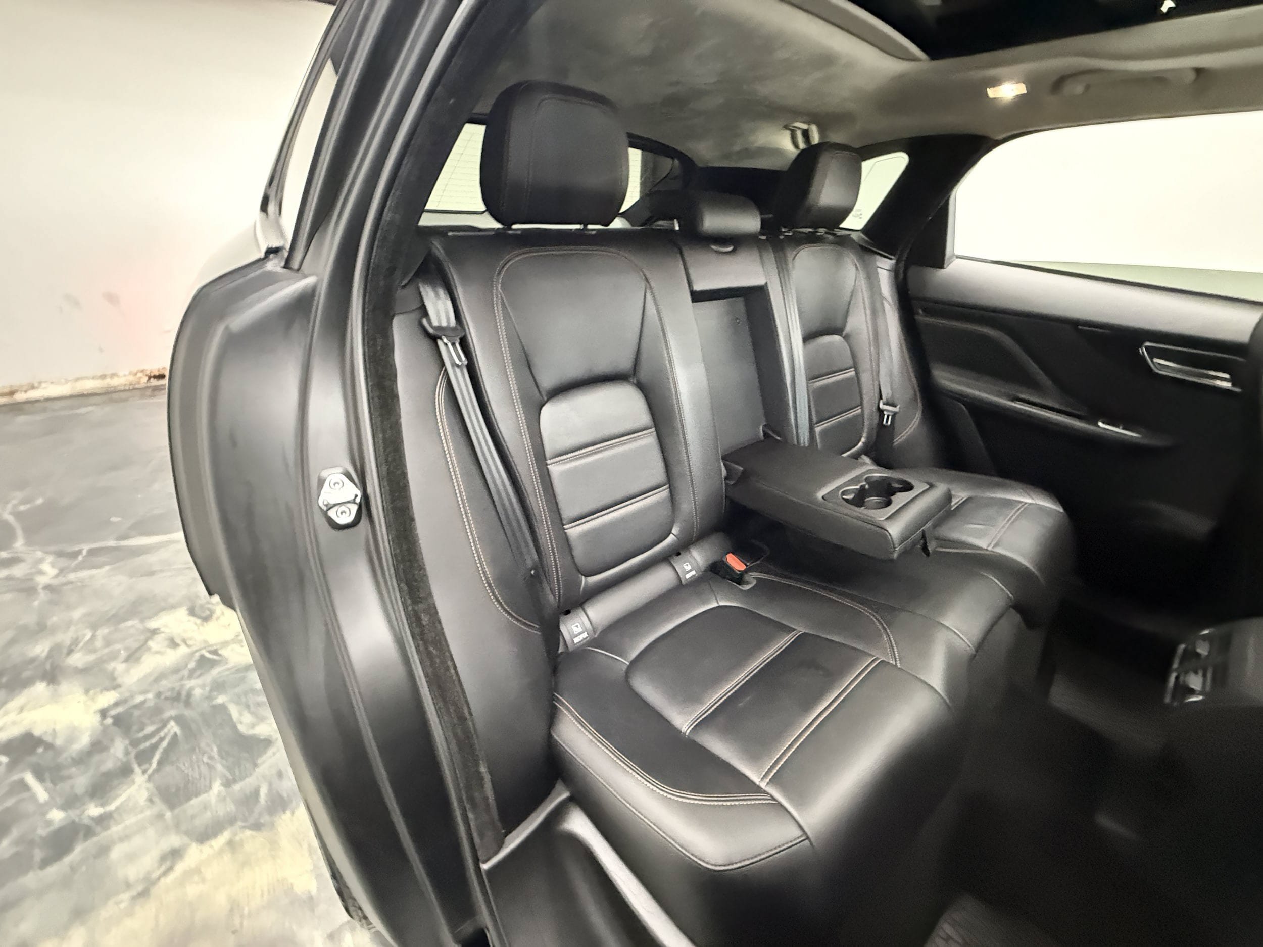 Used 2020 Jaguar F-PACE Prestige AWD/4WD image 27