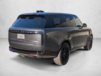 New 2025 Land Rover Range Rover SE video 2