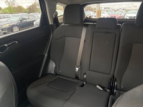 Used 2025 Kia Sportage LX image 38