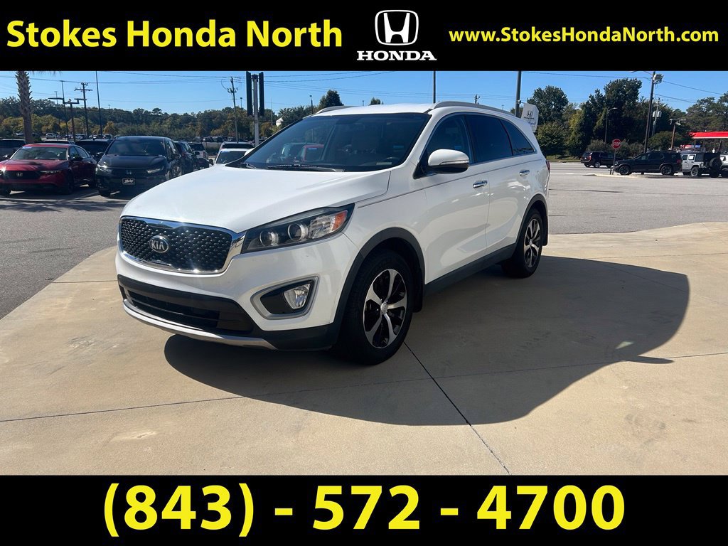 Used 2017 Kia Sorento EX w/ EX Premium Package FWD image 3