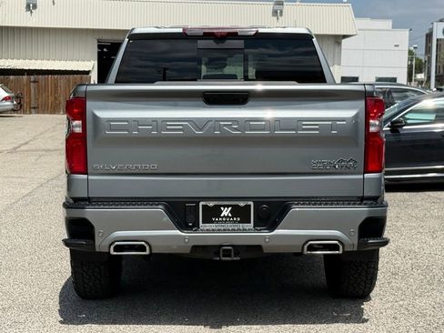 Used 2026 Chevrolet Silverado 1500 High Country w/ Technology Package AWD/4WD image 12