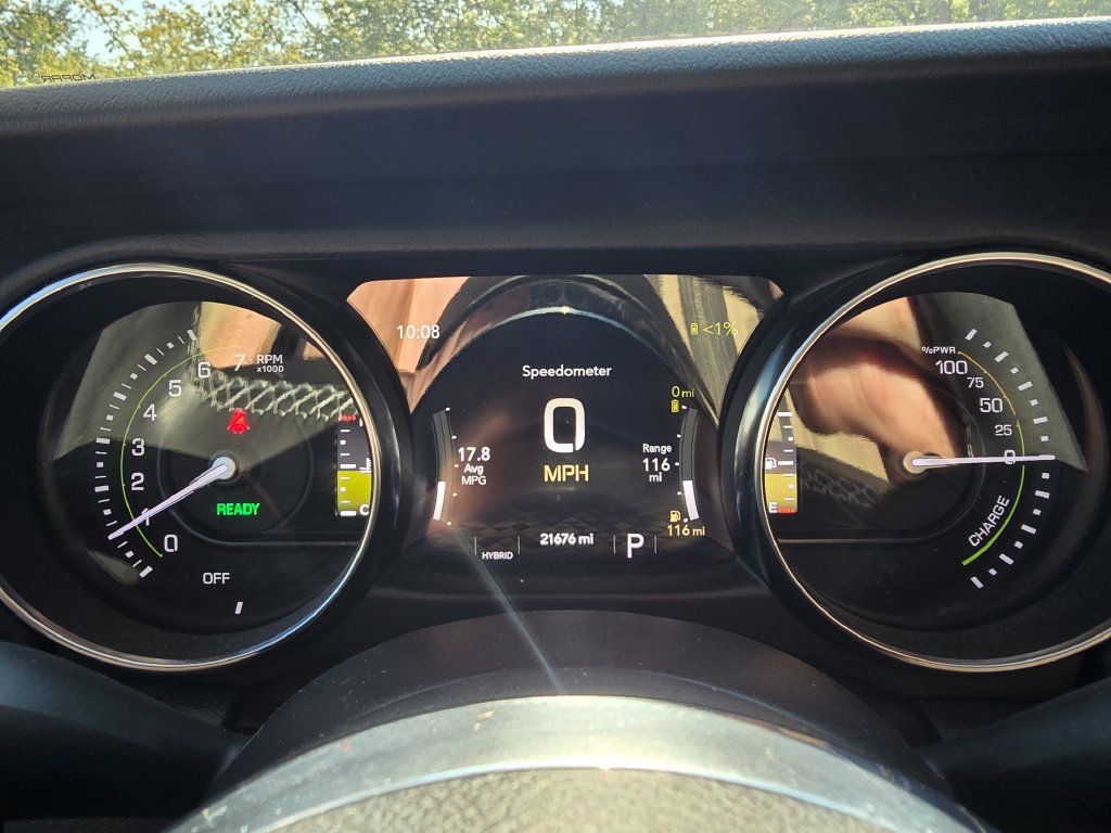 Used 2023 Jeep Wrangler Unlimited Sahara w/ Cold Weather Group AWD/4WD image 33