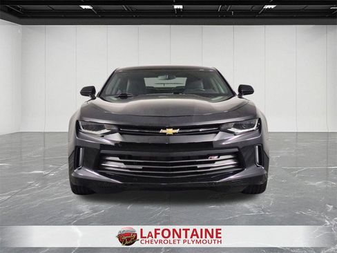Used 2018 Chevrolet Camaro LT image 3