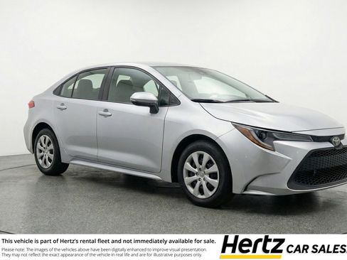 Used 2025 Toyota Corolla LE FWD image 1