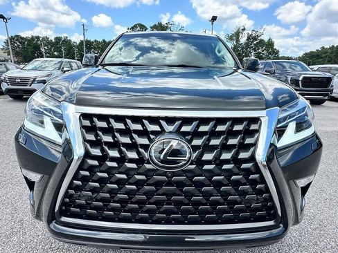 Used 2023 Lexus GX 460 Luxury AWD/4WD image 2