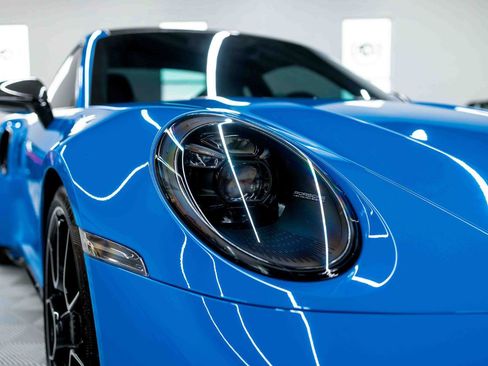 Used 2022 Porsche 911 Turbo S AWD/4WD image 15