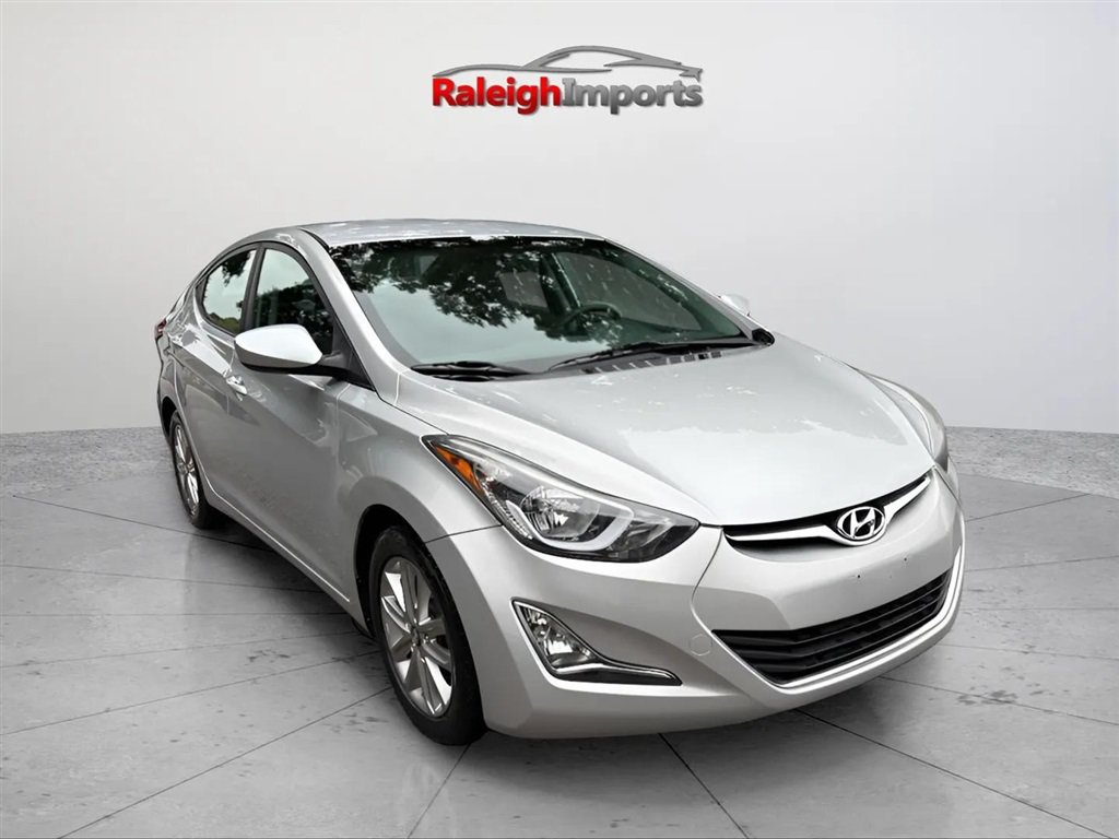 Used 2016 Hyundai Elantra SE w/ Option Group 02 FWD image 5