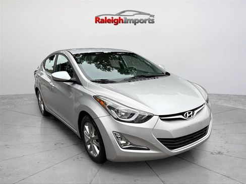 Used 2016 Hyundai Elantra SE w/ Option Group 02 FWD image 5