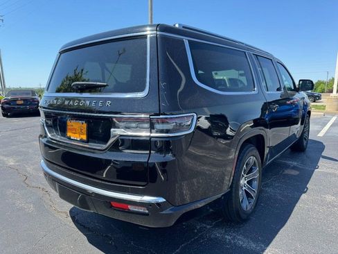 Used 2024 Jeep Grand Wagoneer L 4WD image 3