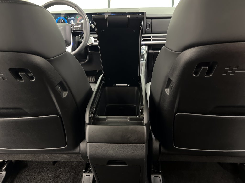 Used 2026 Hyundai Santa Fe SEL FWD image 30