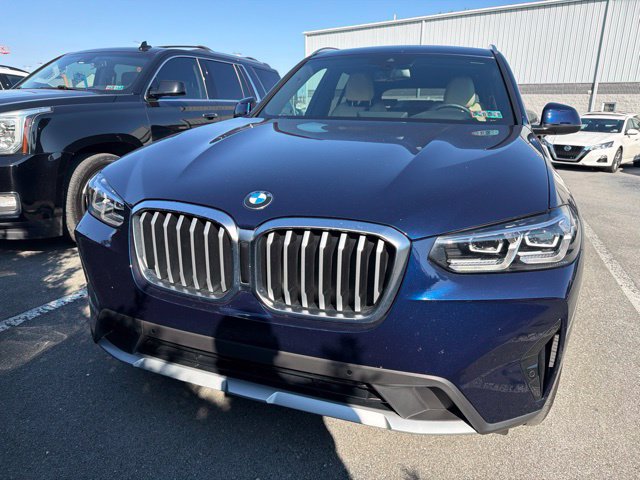 Certified 2024 BMW X3 xDrive30i w/ Premium Package AWD/4WD image 4