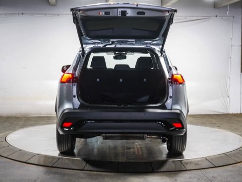 Certified 2026 Toyota Corolla Cross XSE w/ Convenience Package image 28