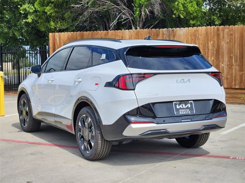 New 2026 Kia Sportage SX image 3