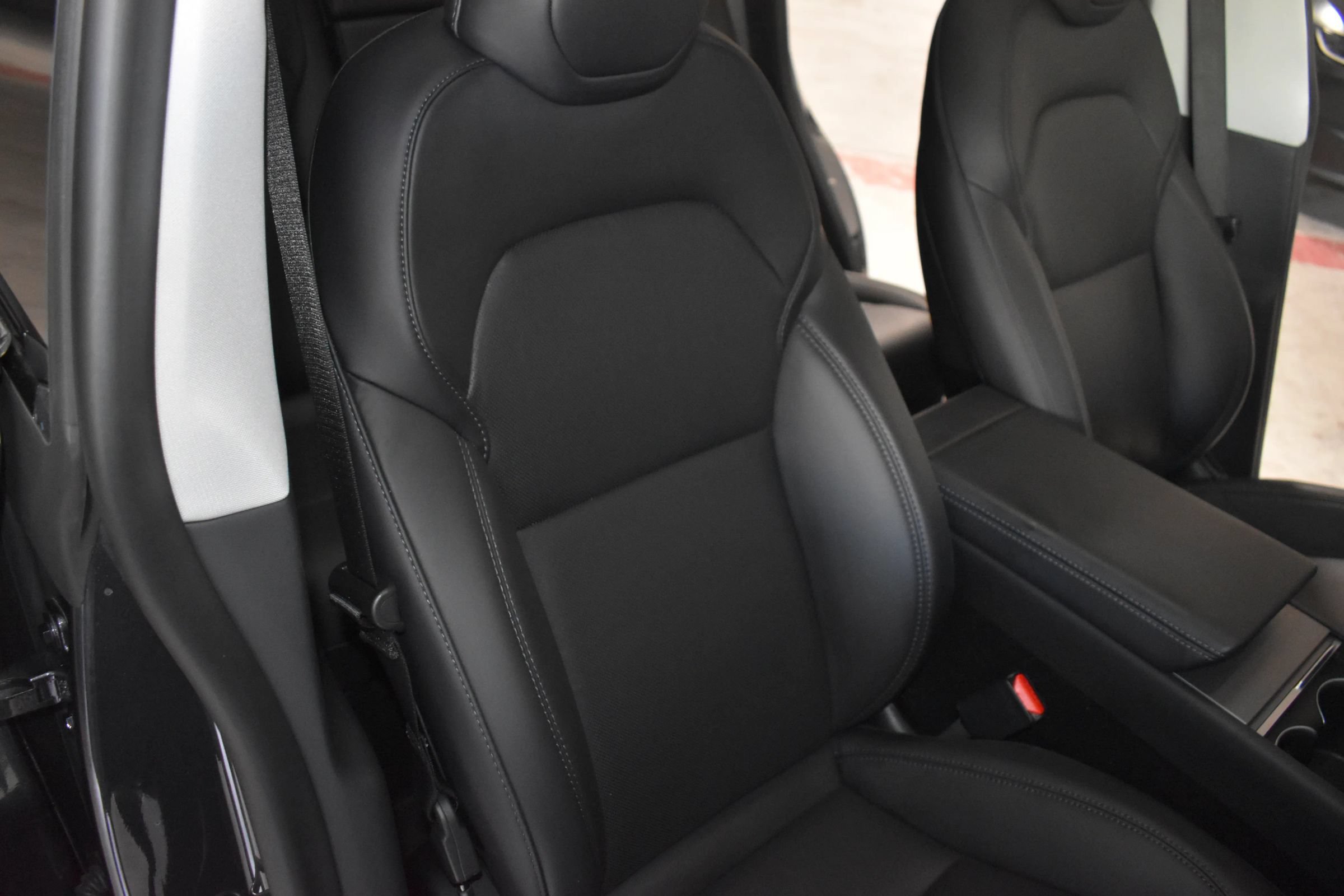 Used 2026 Tesla Model Y 2WD image 17