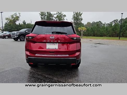 New 2026 Nissan Rogue SV image 32