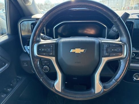 Used 2022 Chevrolet Silverado 1500 LT w/ Z71 Off-Road Package image 13