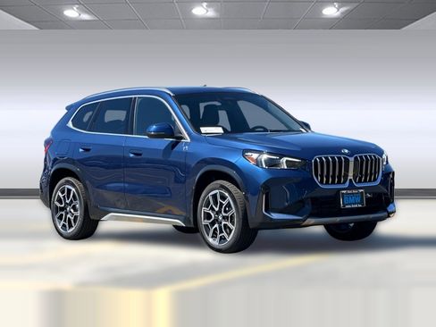 Used 2025 BMW X1 xDrive28i w/ Premium Package AWD/4WD image 6