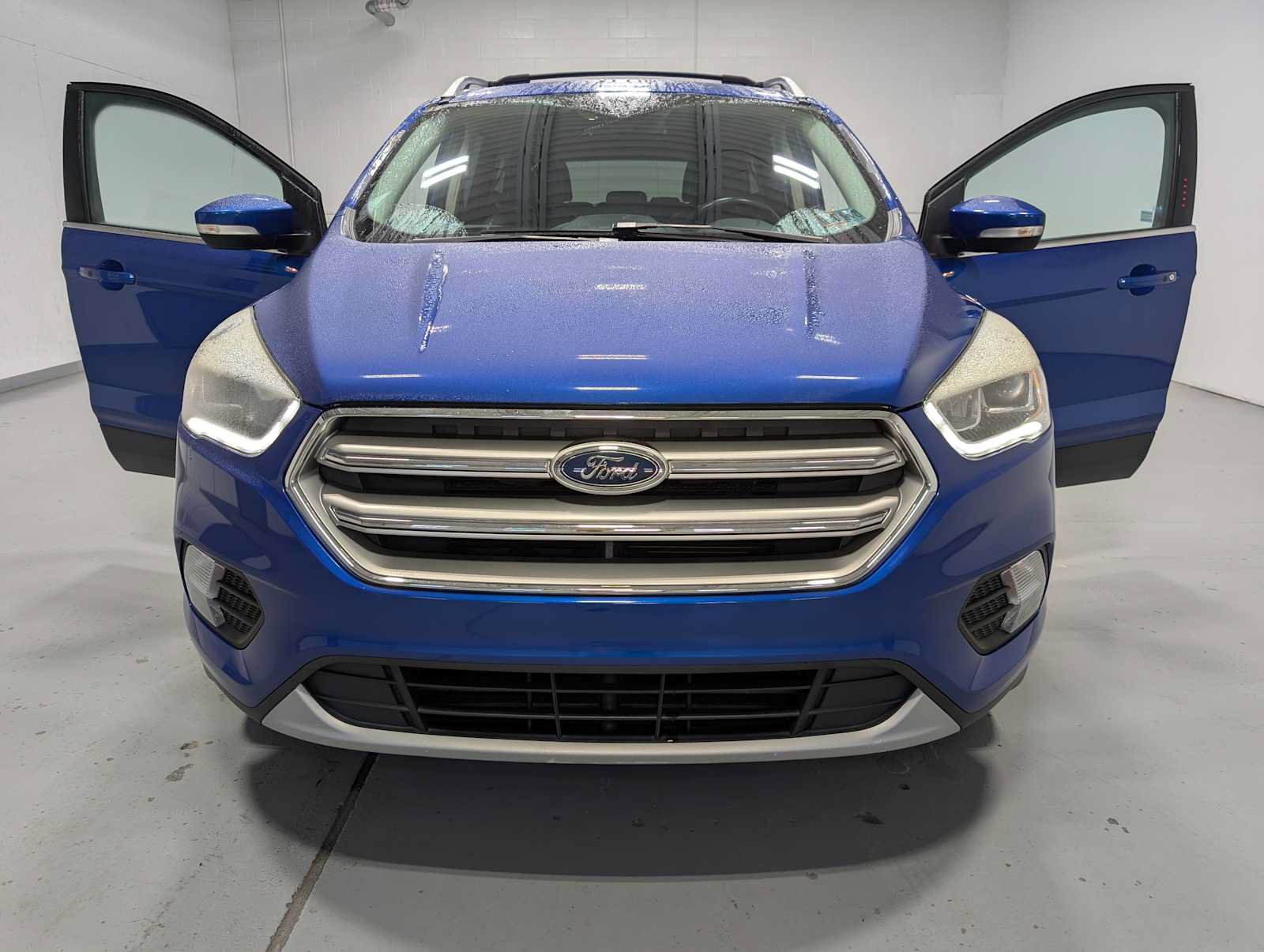 Used 2017 Ford Escape Titanium AWD/4WD image 15
