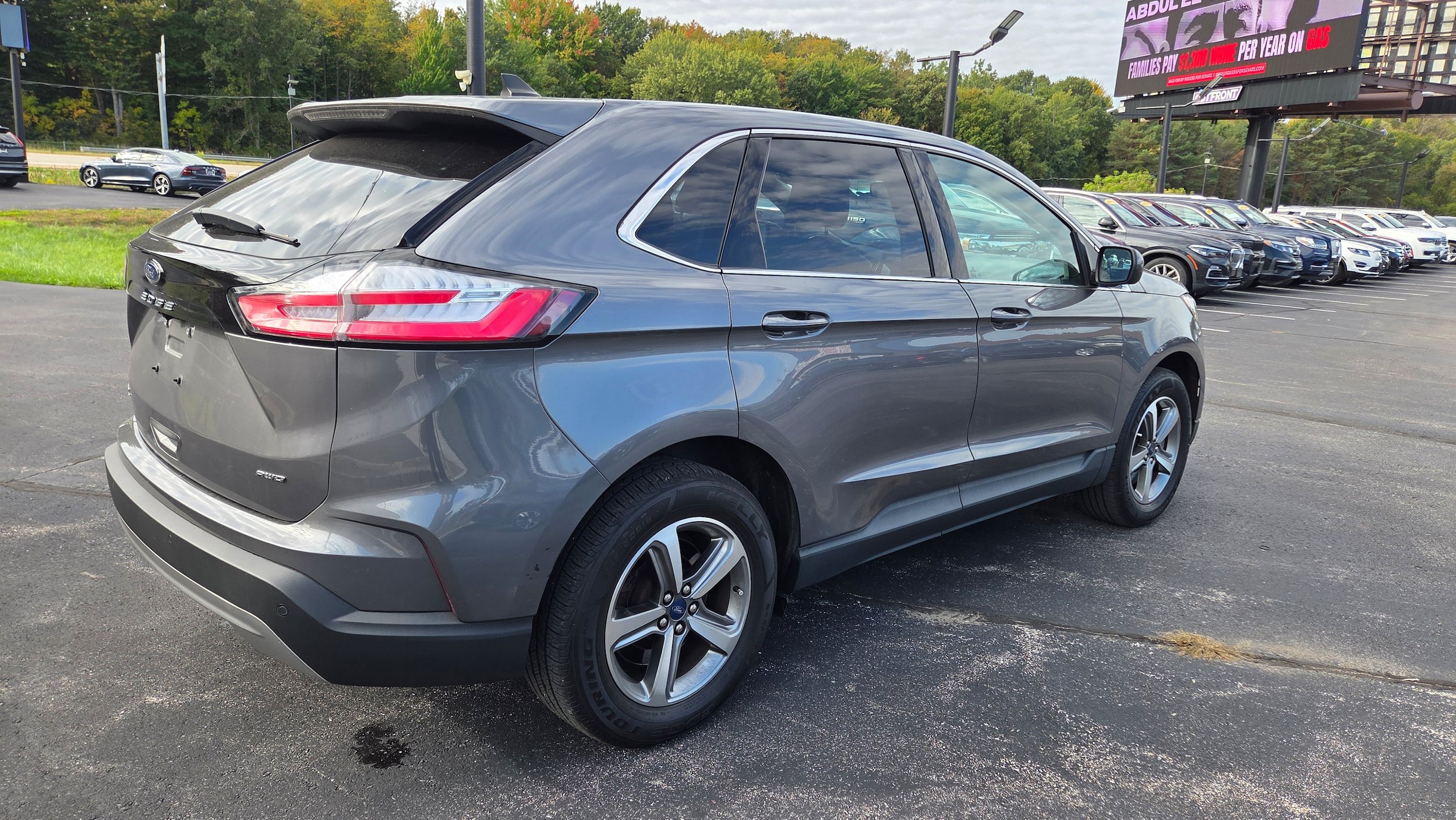 Used 2021 Ford Edge SEL w/ Convenience Package AWD/4WD image 13