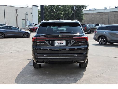 Used 2025 Buick Enclave Sport Touring w/ Trailering Package, 5000 lbs. FWD image 6