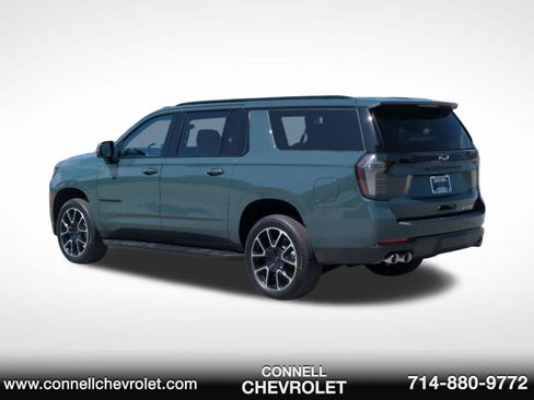 New 2026 Chevrolet Suburban RST w/ Comfort Package AWD/4WD image 7