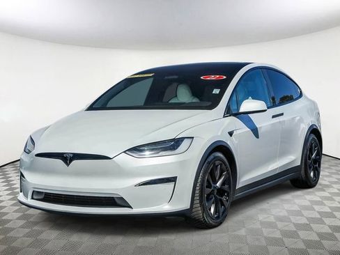 Used 2022 Tesla Model X Base image 5