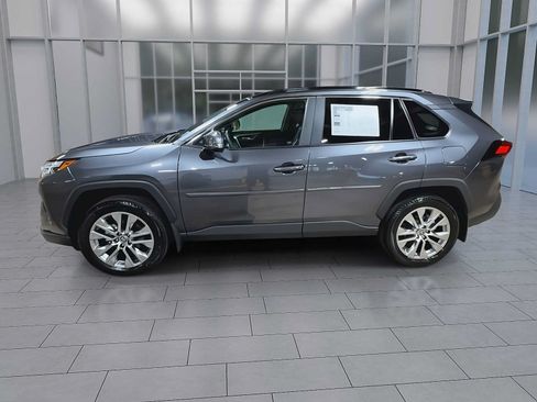 Used 2023 Toyota RAV4 XLE Premium AWD/4WD image 5