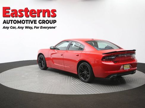 Used 2018 Dodge Charger SXT w/ Blacktop Package RWD image 63