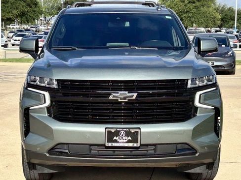 Used 2024 Chevrolet Suburban RST w/ Luxury Package AWD/4WD image 7