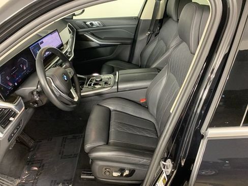 Used 2025 BMW X7 xDrive40i AWD/4WD image 33