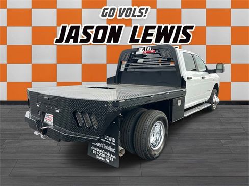 Used 2024 RAM 3500 Big Horn image 4