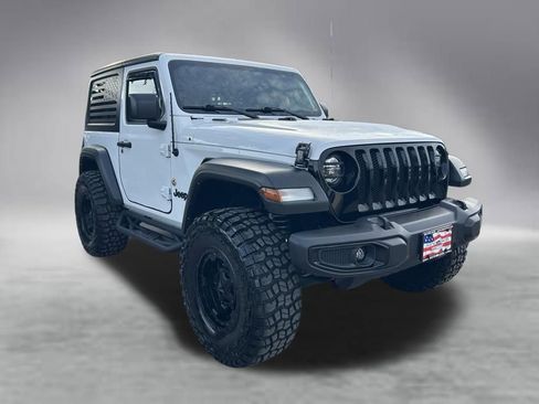 Used 2022 Jeep Wrangler Sport AWD/4WD image 2