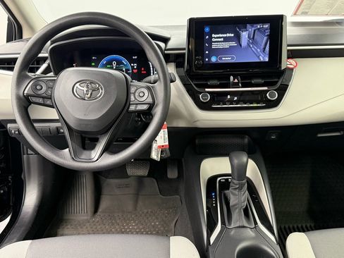 Certified 2026 Toyota Corolla LE image 30