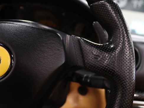 Used 2004 Ferrari 360 Spider image 22