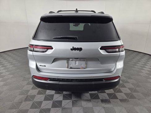 Used 2024 Jeep Grand Cherokee L Laredo AWD/4WD image 7