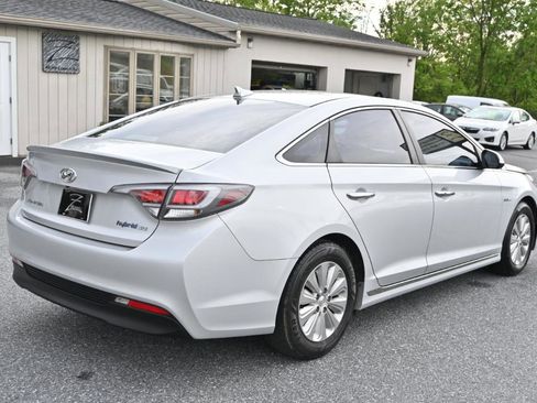 Used 2017 Hyundai Sonata SE FWD image 10