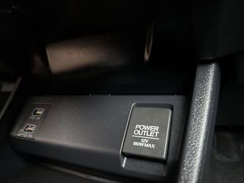 Certified 2022 Honda HR-V Sport image 28