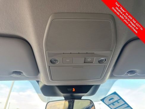 Certified 2025 Nissan Kicks SR image 24