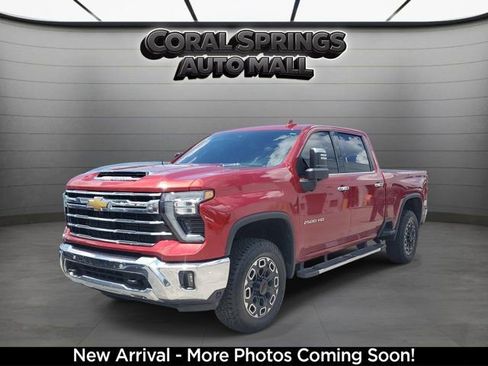 Used 2025 Chevrolet Silverado 2500 LTZ w/ LTZ Plus Package RWD image 3