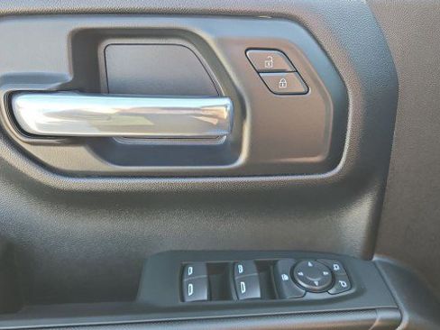 Used 2026 Chevrolet Silverado 1500 Custom w/ Turbomax Blackout Package RWD image 22