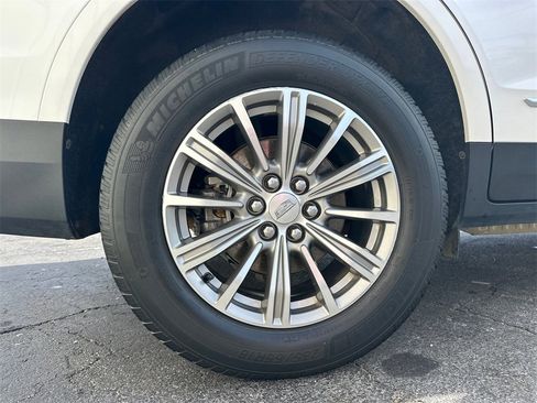 Used 2019 Cadillac XT5 Luxury image 17