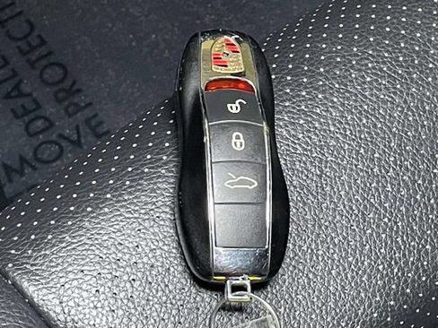 Used 2014 Porsche 911 Carrera RWD image 37
