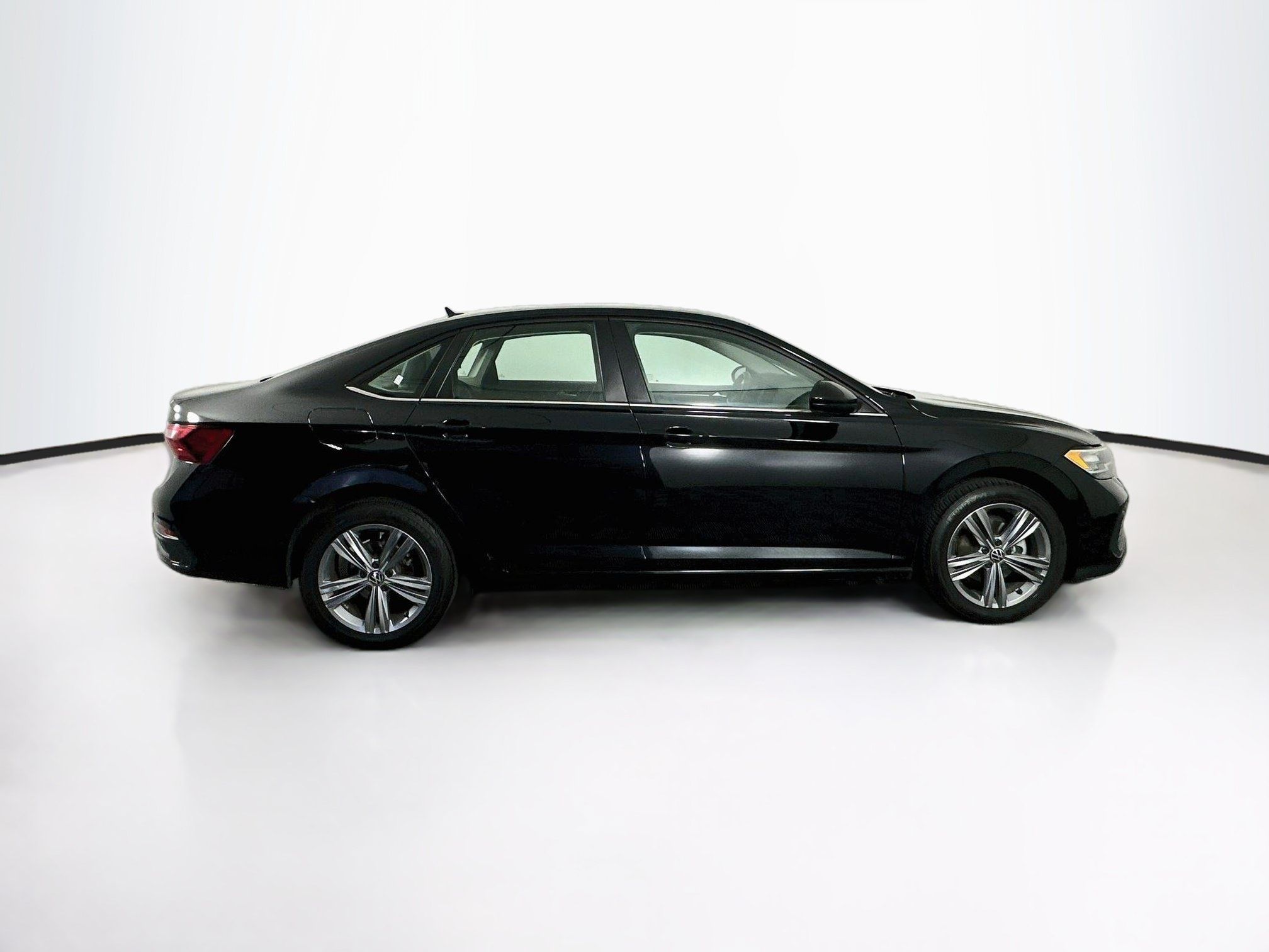Used 2024 Volkswagen Jetta SE FWD image 10