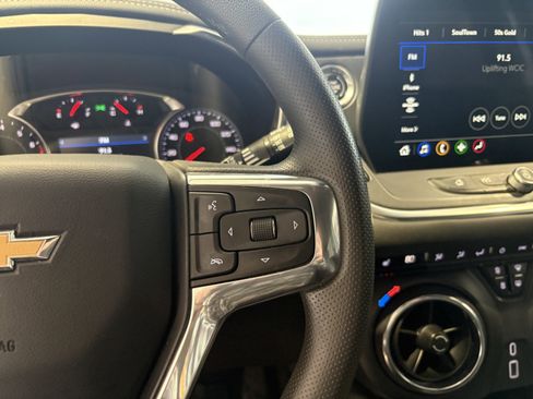 Used 2024 Chevrolet Blazer LT w/ Convenience Package image 11