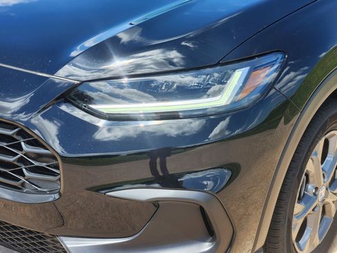 New 2026 Honda HR-V LX image 9