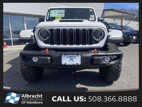 New 2026 Jeep Gladiator Mojave AWD/4WD image 8