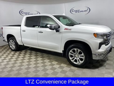 Certified 2022 Chevrolet Silverado 1500 LTZ w/ LTZ Convenience Package II AWD/4WD image 10