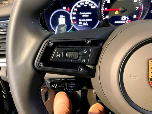 Certified 2023 Porsche Panamera 4S image 27