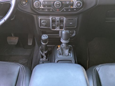 Used 2021 Jeep Wrangler Unlimited Sahara image 20